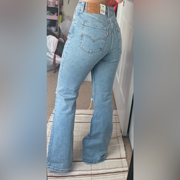 Levi’s 70's High Flare Women's Jeans - Picture 7 of 15